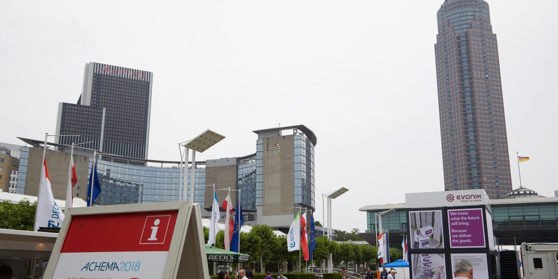 Neuer Schub für die Biotechnologie: DECHEMA-Papier beschreibt Paradigmenwechsel in Forschung und Entwicklung