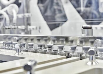 Vetter erweitert Produktions- und Lagerkapazitäten