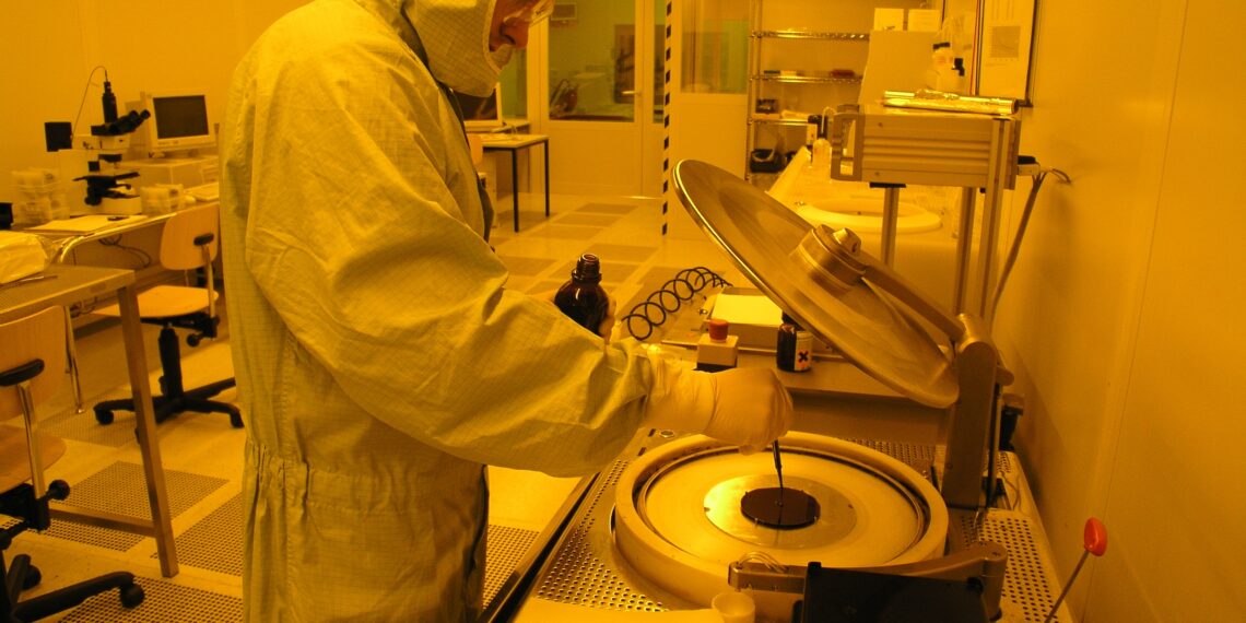 Reinraum-Neubau an der Hochschule Kaiserslautern