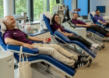 Sichere Blutversorgung beginnt im&nbsp;Labor