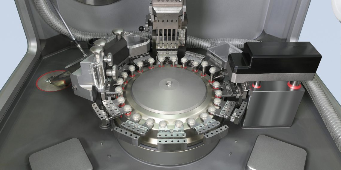 Neue Bosch GKF 720 Kapselfüllmaschine sorgt für höchste Sicherheit.