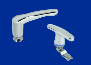 Auf der Fachpack 2019 präsentiert Kipp sein Edelstahl-Sortiment – darunter Klemmhebel und einen neuen Drehriegel mit T-Griff aus der Produktreihe Novonox hygienic. (Bild: Heinrich Kipp)