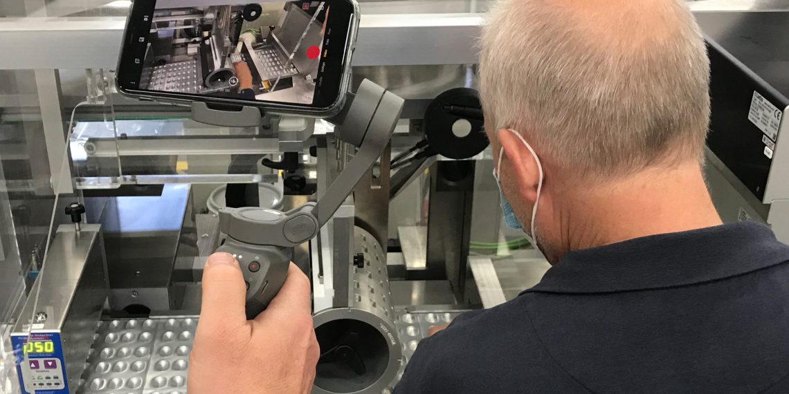 1. Abnahme einer Blistermaschine von Romaco Noack im Livestream. (Bild: Romaco)