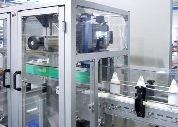 Maschinen-Umhausung aus mk Reinraumprofilen. Bild: Maschinenbau Kitz