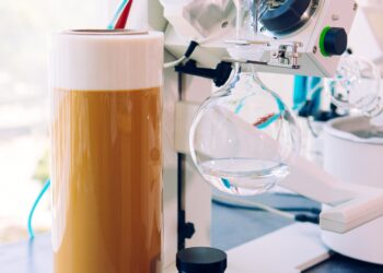 Asahi Kasei investiert in kanadischen Hersteller von Anionaustauschmembranen