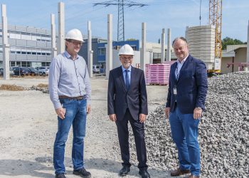 Manuel Bröcker (Gebäudemanagement, MULTIVAC Marking & Inspection), Volker Gerloff (Geschäftsführer, MULTIVAC Marking & Inspection), Frank Ebeler (Architekt, kenterplan GmbH).