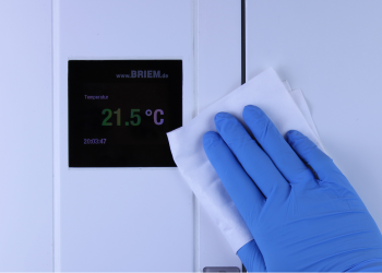 Hightech im Reinraum – Messtechnik vs. Reinigung Mikroclean