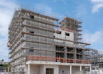 Richtfest für Synthesebetrieb