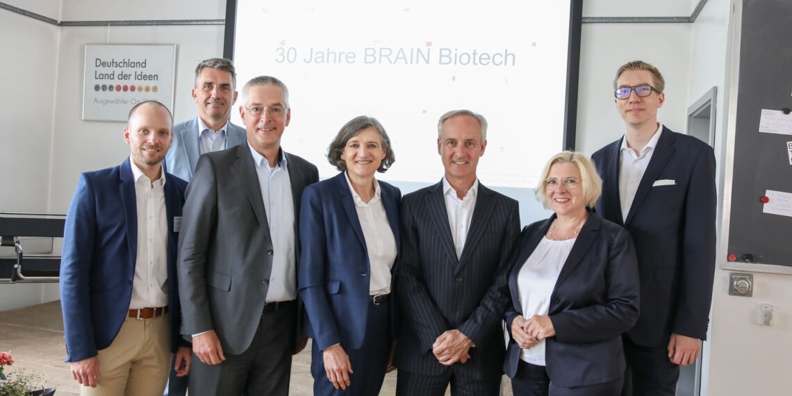 30-jähriges Unternehmensjubiläum