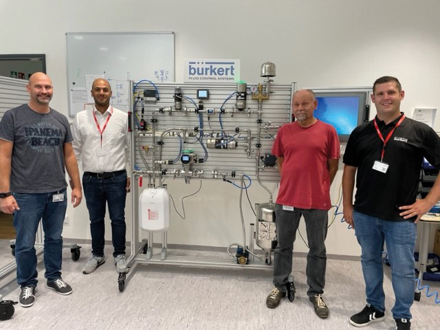 Komponenten für mobile Labor-Schalttafel