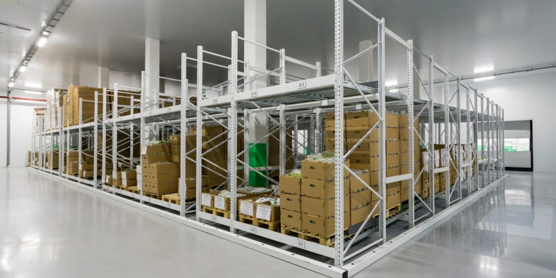 Zentrallager für Vertrieb etablierter Markenprodukte