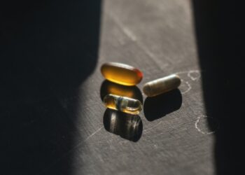 Medikamentenüberwachung durch KI verbessern