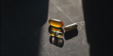 Medikamentenüberwachung durch KI verbessern